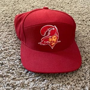 Mitchell & Ness retro Tampa Bay Buccaneers 6 panel hat, SnapBack adjustable